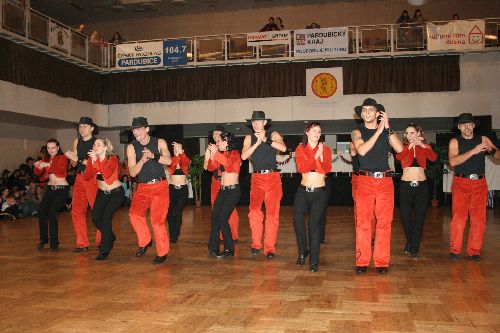 Festival Pardubická Ryengle zná kapelu na sobotní country bál