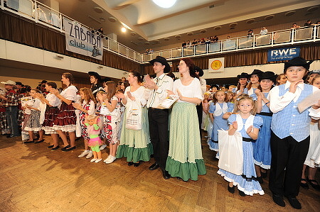 HEEL & TOE SHOW 2015 s otvorenými Majstrovstvami SR v country tancoch