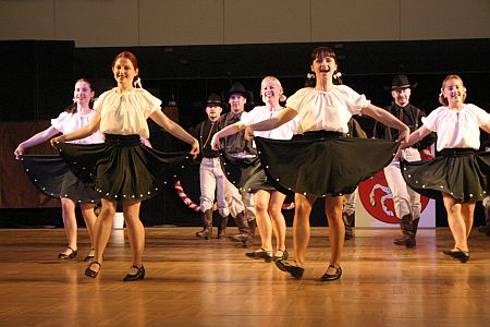 PR2006: 61 choreografií přihlášeno na country