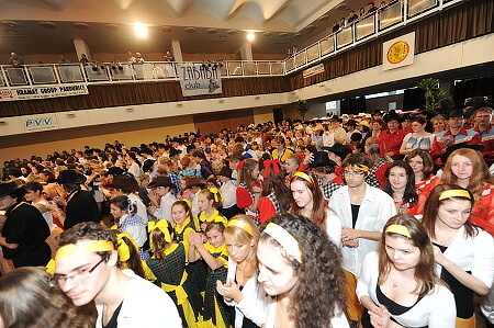 PR2012: pozvánku do poroty na letošní ročník festivalu přijali