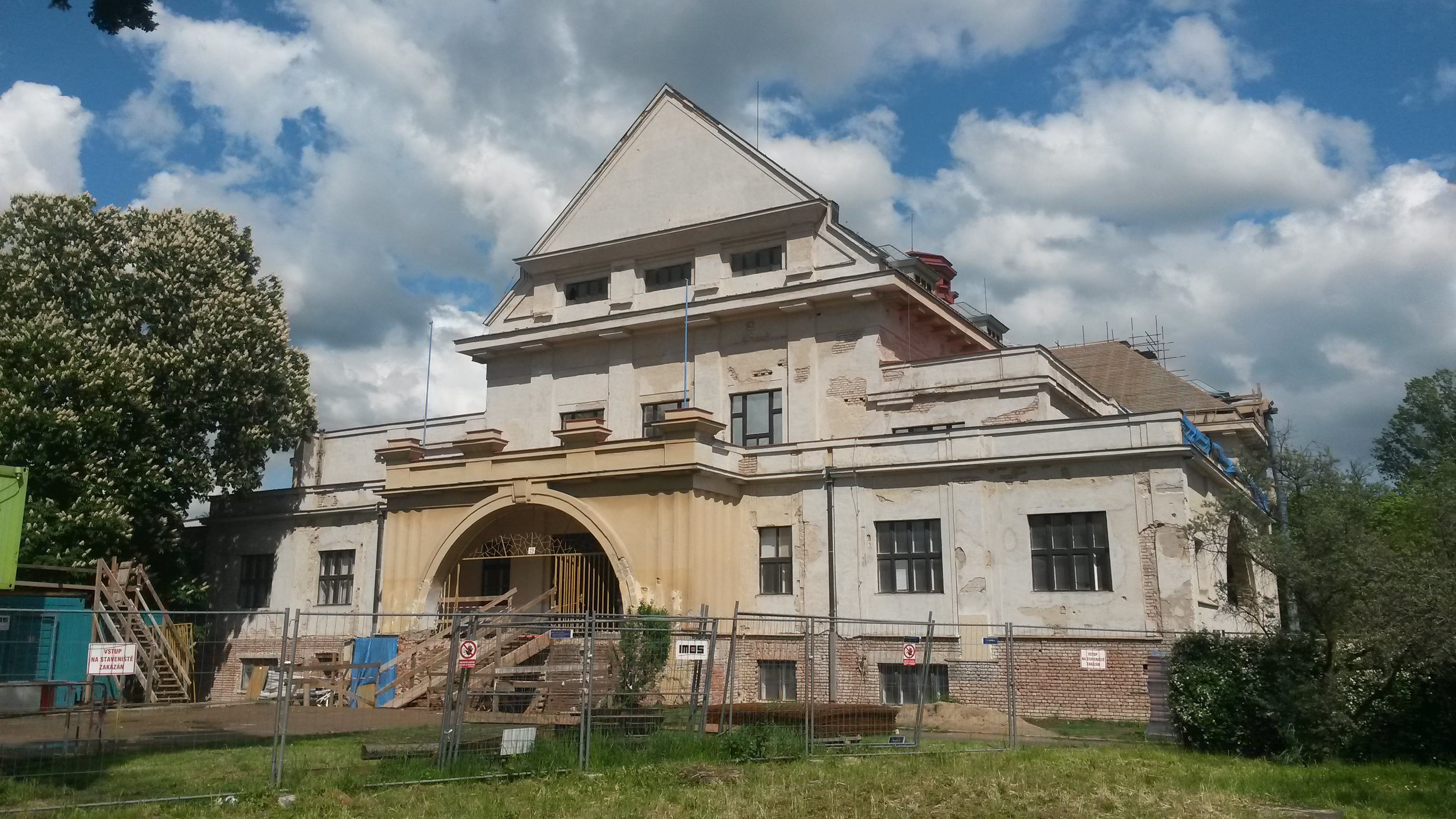 Ubytování na festivalu Pardubická Ryengle  2014 bylo vyřešeno